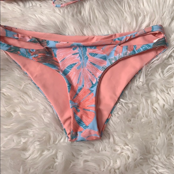 Cute Two Piece Bathing Suit - Picture 2 of 7